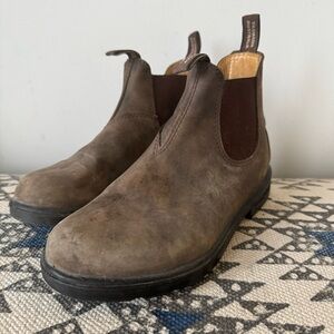 Blundstone Kids size 4 (women’s 6)